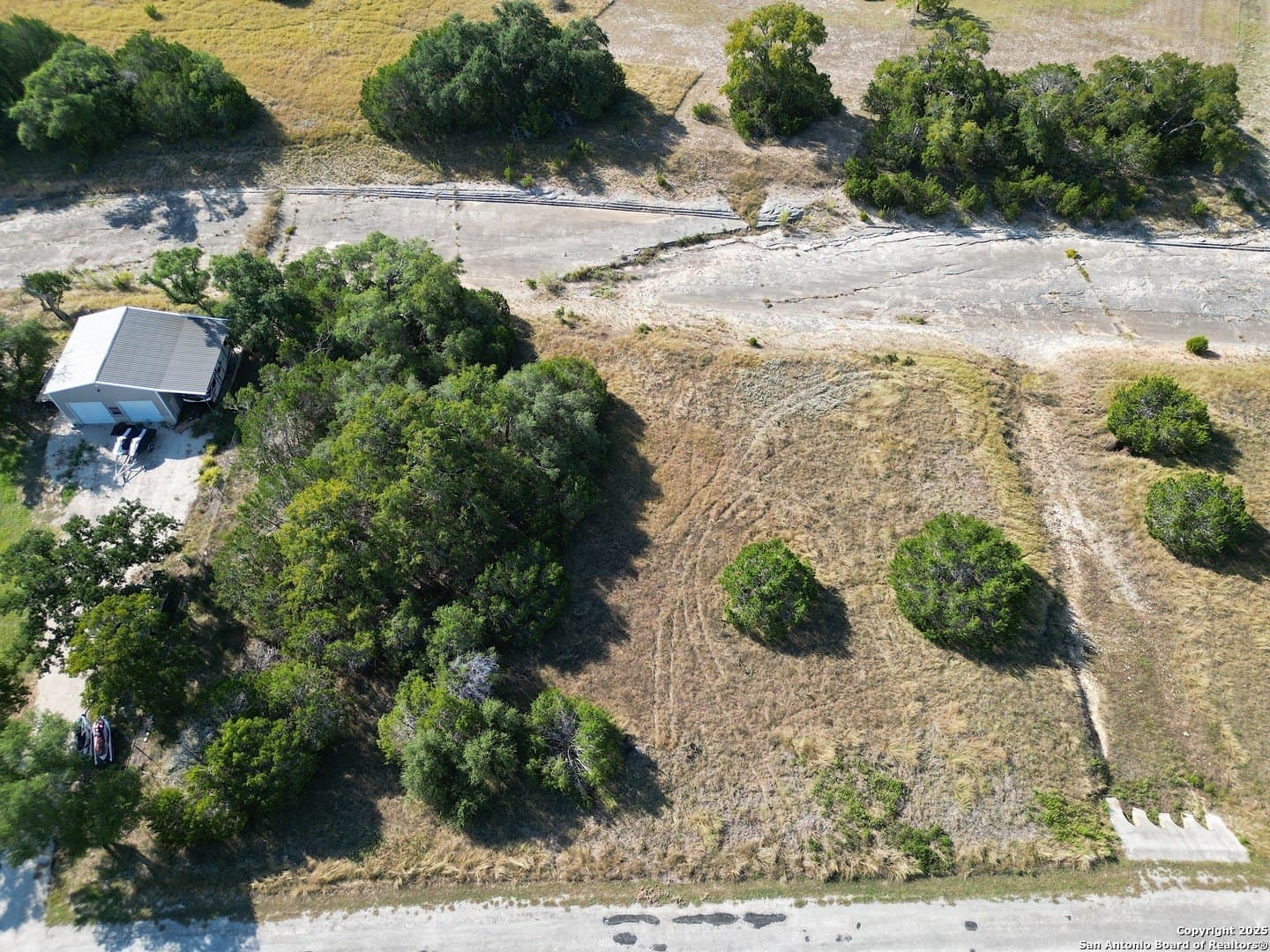 1.03 acres in Comal County gallery image 4