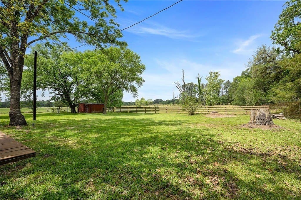 1.54 acres in Austin County - photo 7