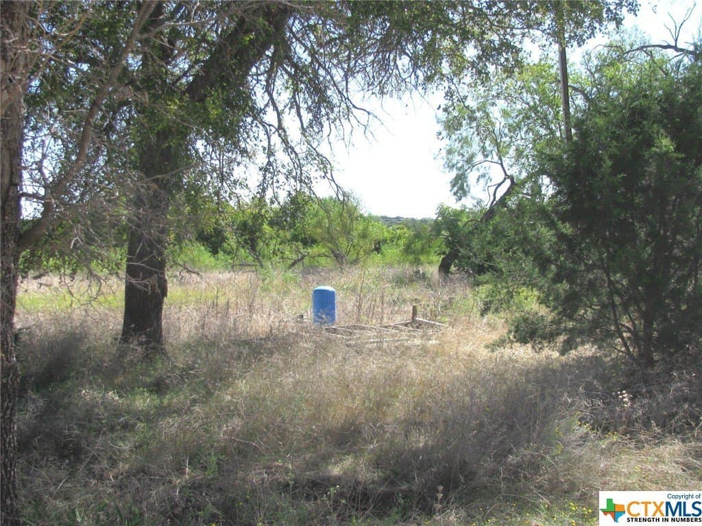 18.11 acres in Lampasas County