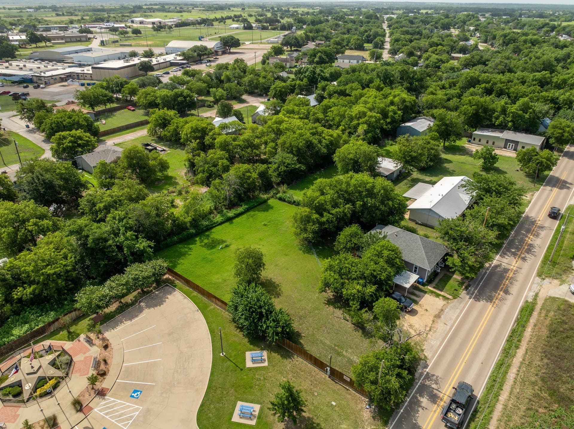 0.25 acres in Hill County