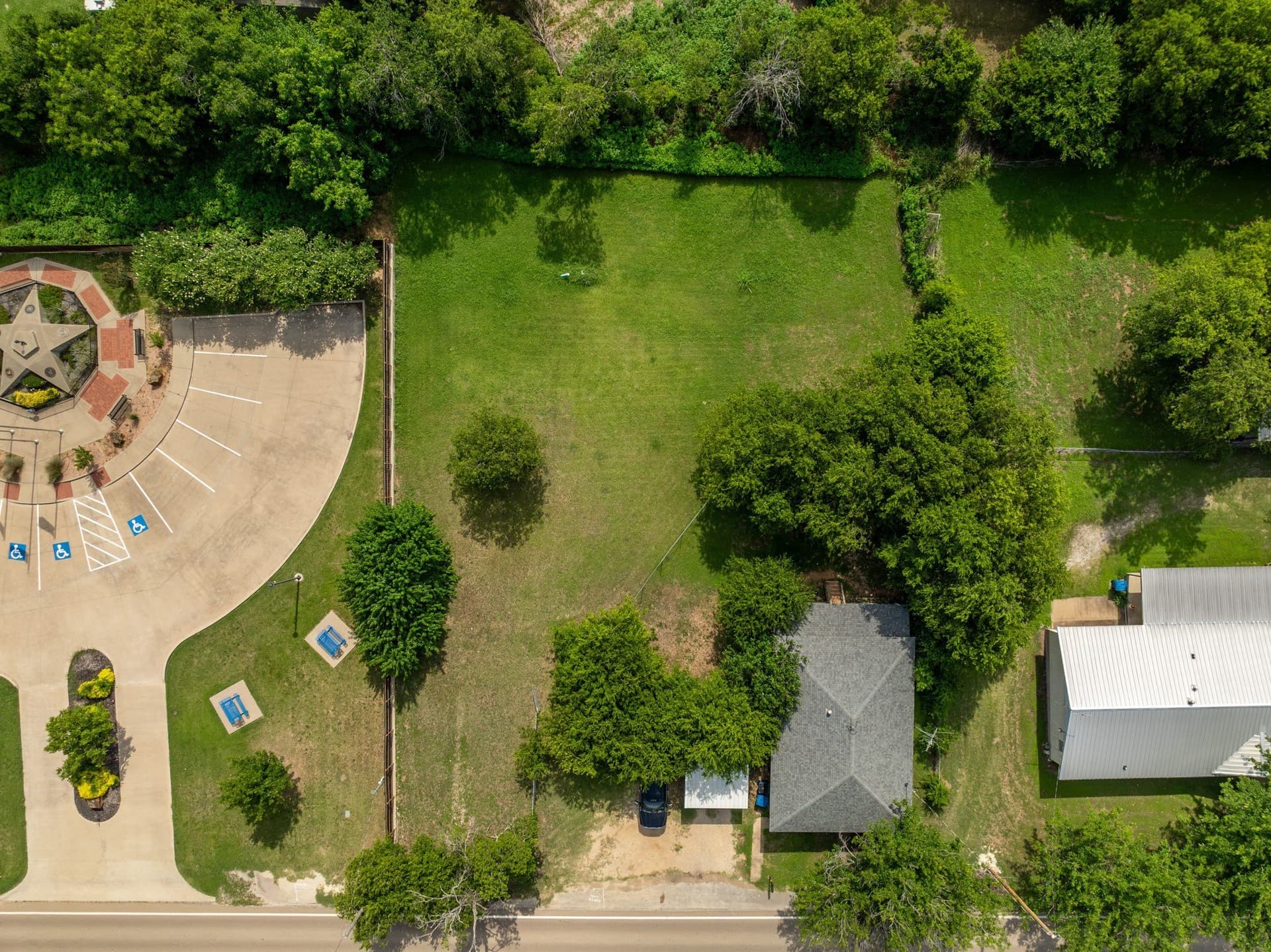 0.25 acres in Hill County - photo 14