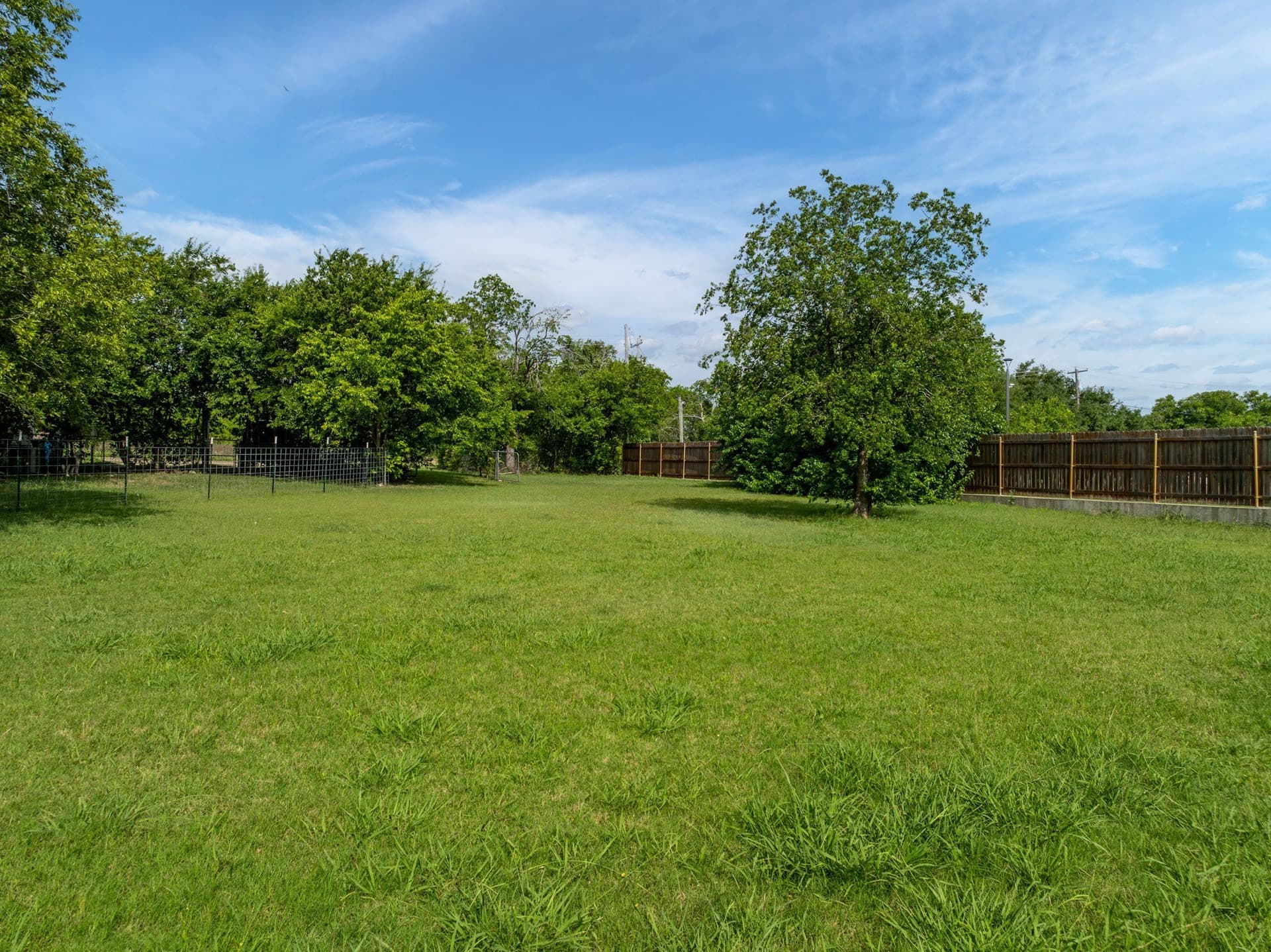 0.25 acres in Hill County - photo 8