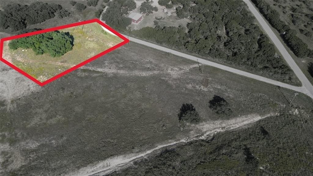 1.07 acres in Hood County gallery image 3