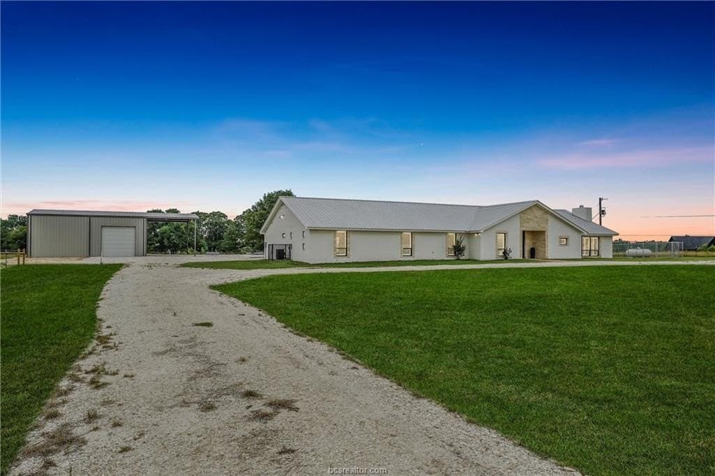 10.76 acres in Grimes County gallery image 3