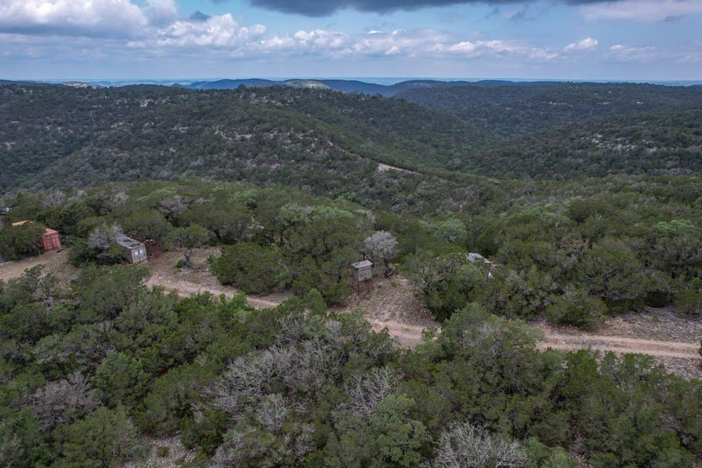 94.97 acres in Real County - photo 10