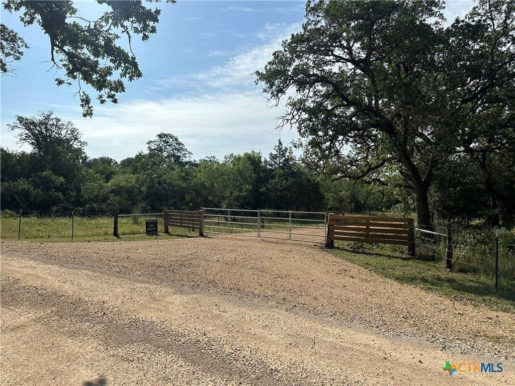 21.07 acres in Caldwell County featured view