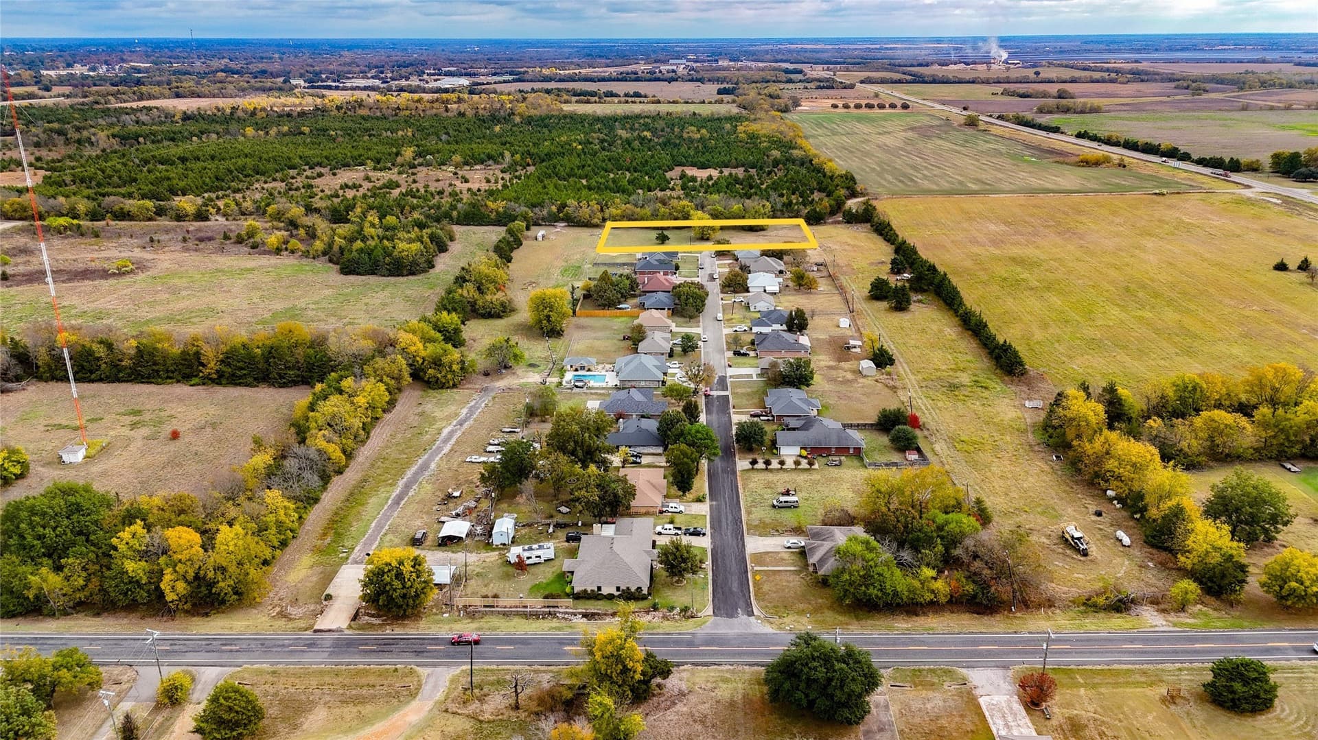 1.59 acres in Lamar County - photo 5