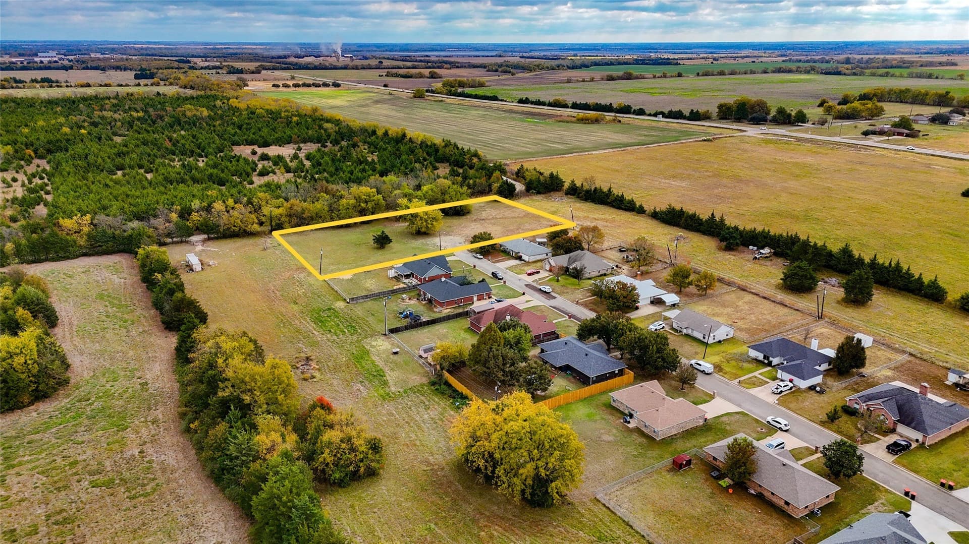 1.59 acres in Lamar County - photo 9