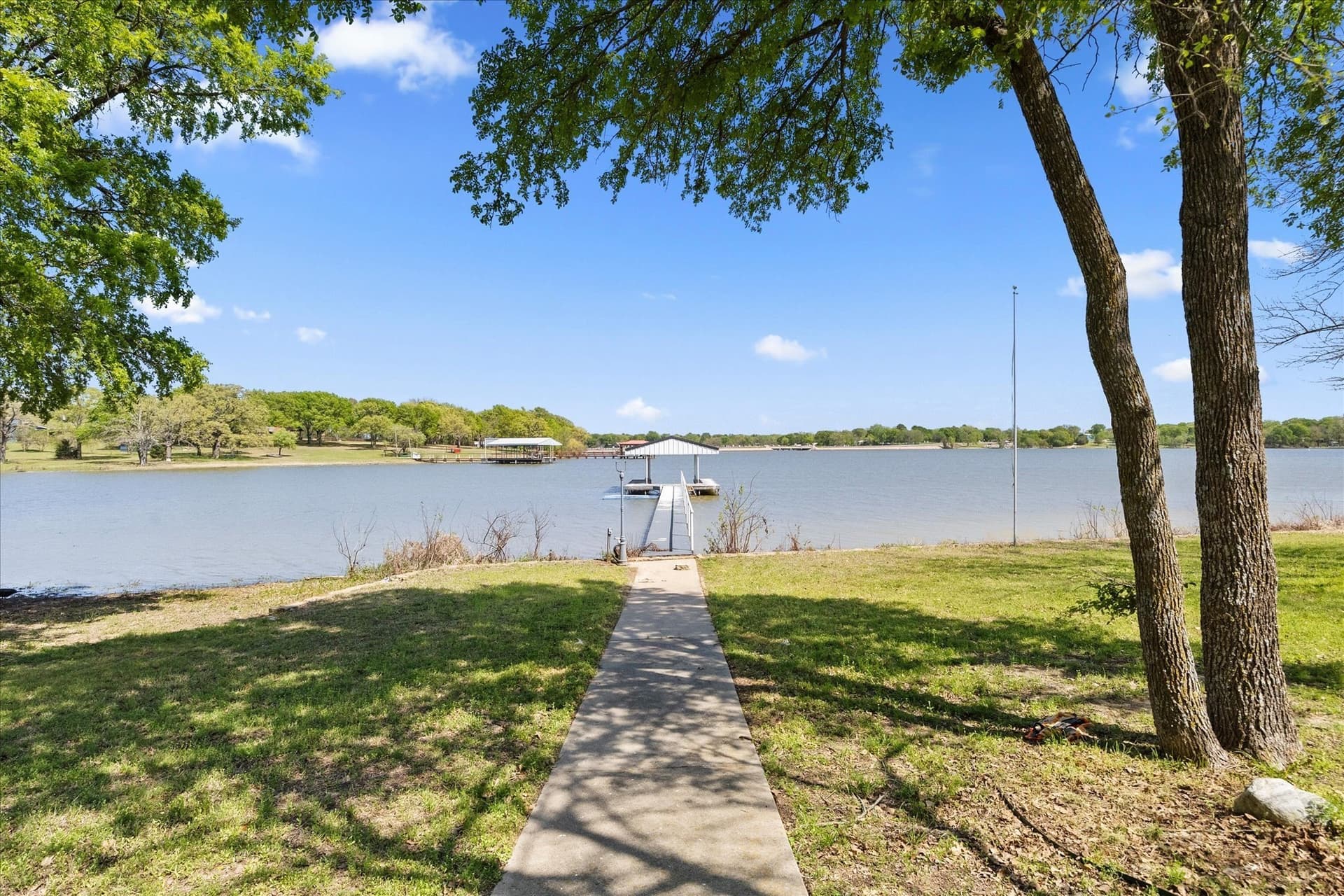 0.87 acres in Hunt County - photo 19