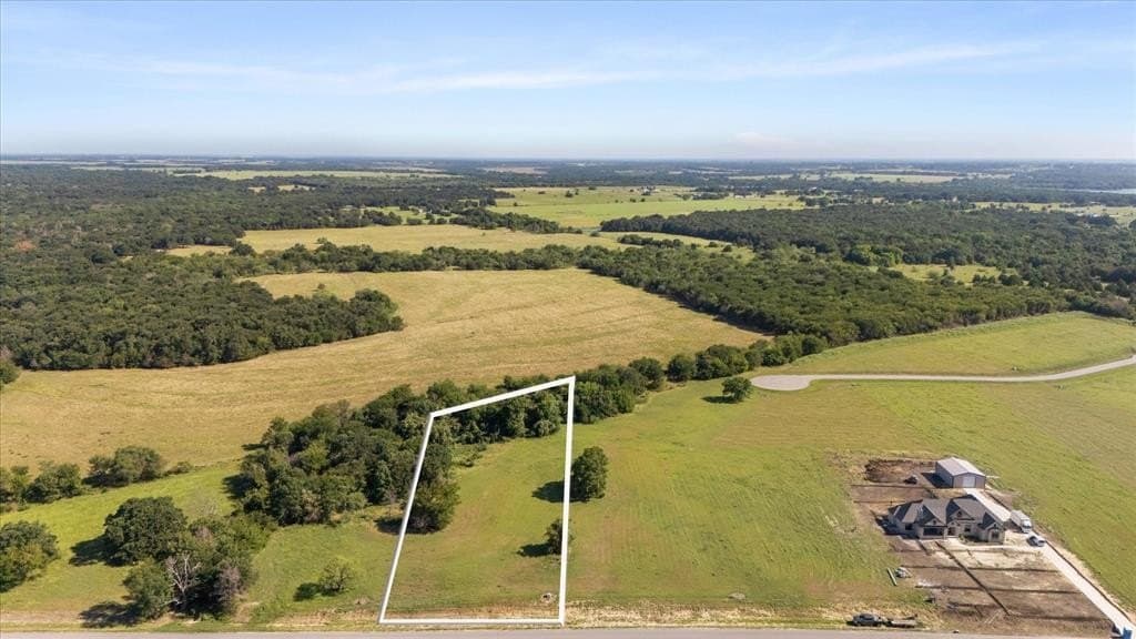 1.55 acres in Navarro County gallery image 2