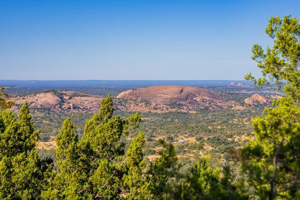 257 acres in Gillespie County gallery image 3