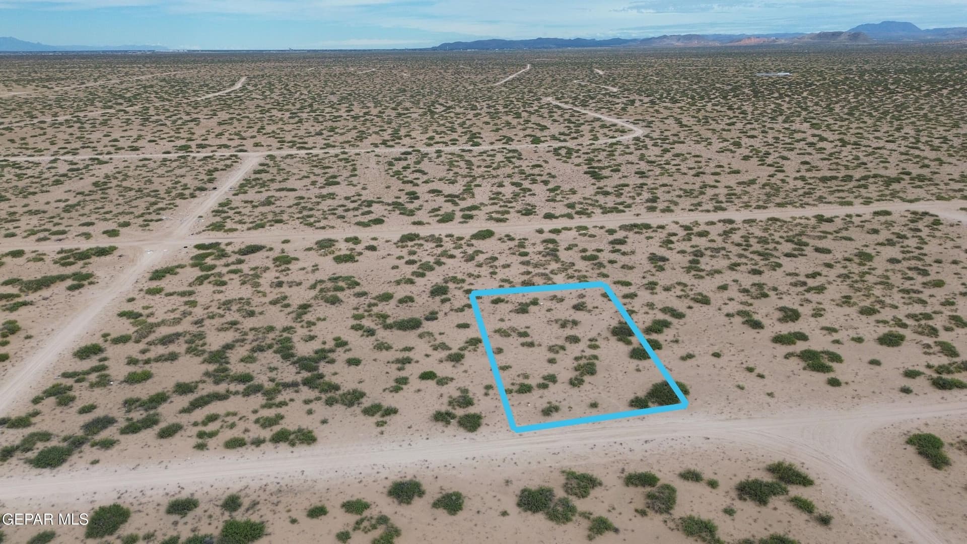 0.5 acres in El Paso County - photo 9