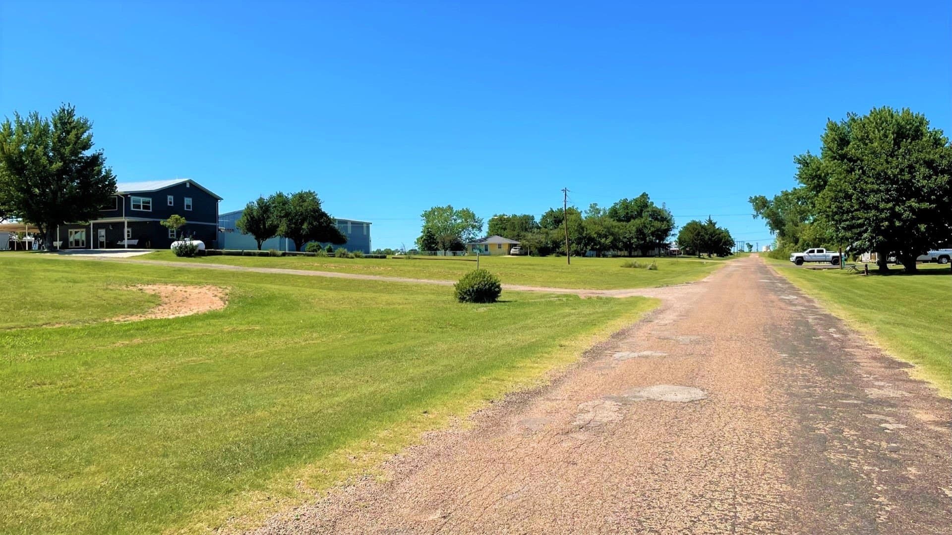 0.23 acres in Donley County - photo 5