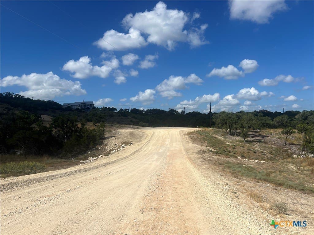 1.87 acres in Comal County - photo 8