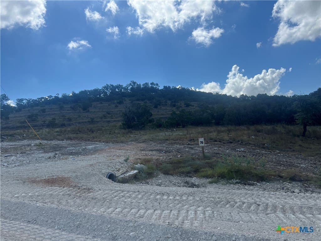 1.87 acres in Comal County - photo 5