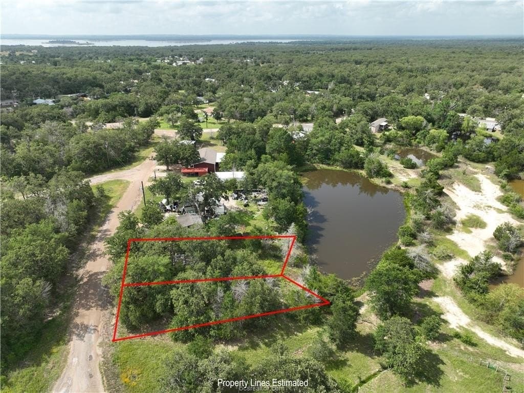 0.3 acres in Burleson County