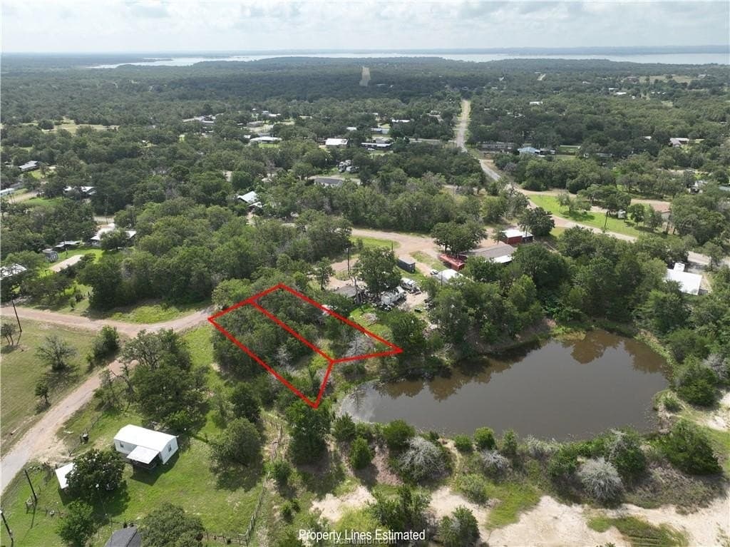 0.3 acres in Burleson County - photo 9