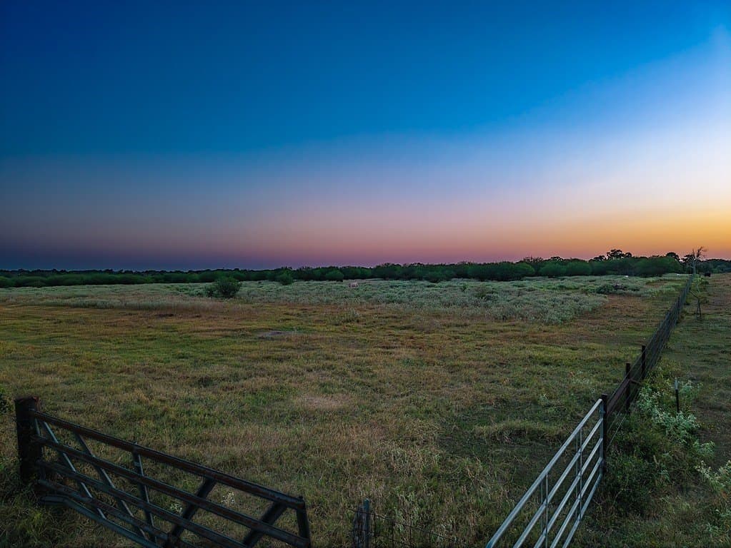33.36 acres in Lavaca County - photo 5