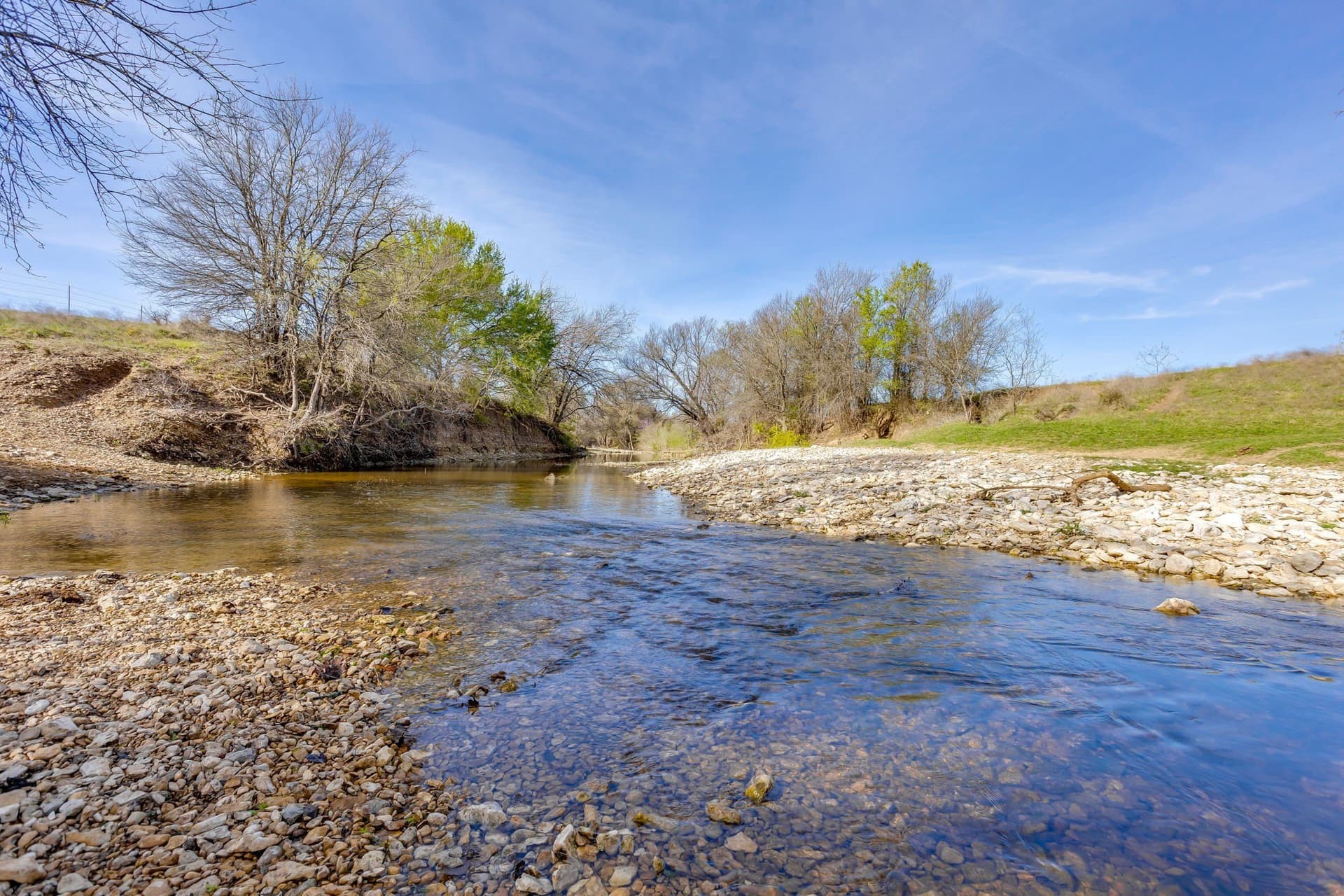 146.17 acres in Hill County - photo 2