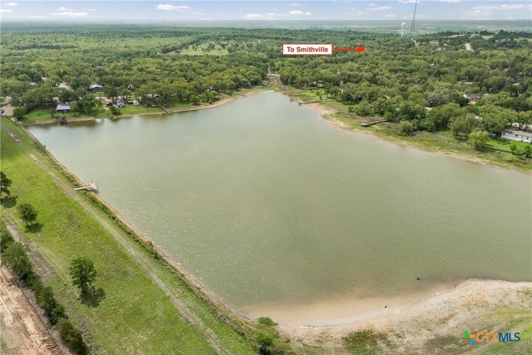 8.43 acres in Bastrop County gallery image 2
