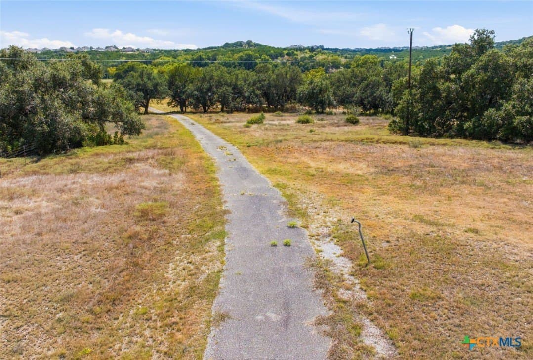 10 acres in Hays County - photo 18