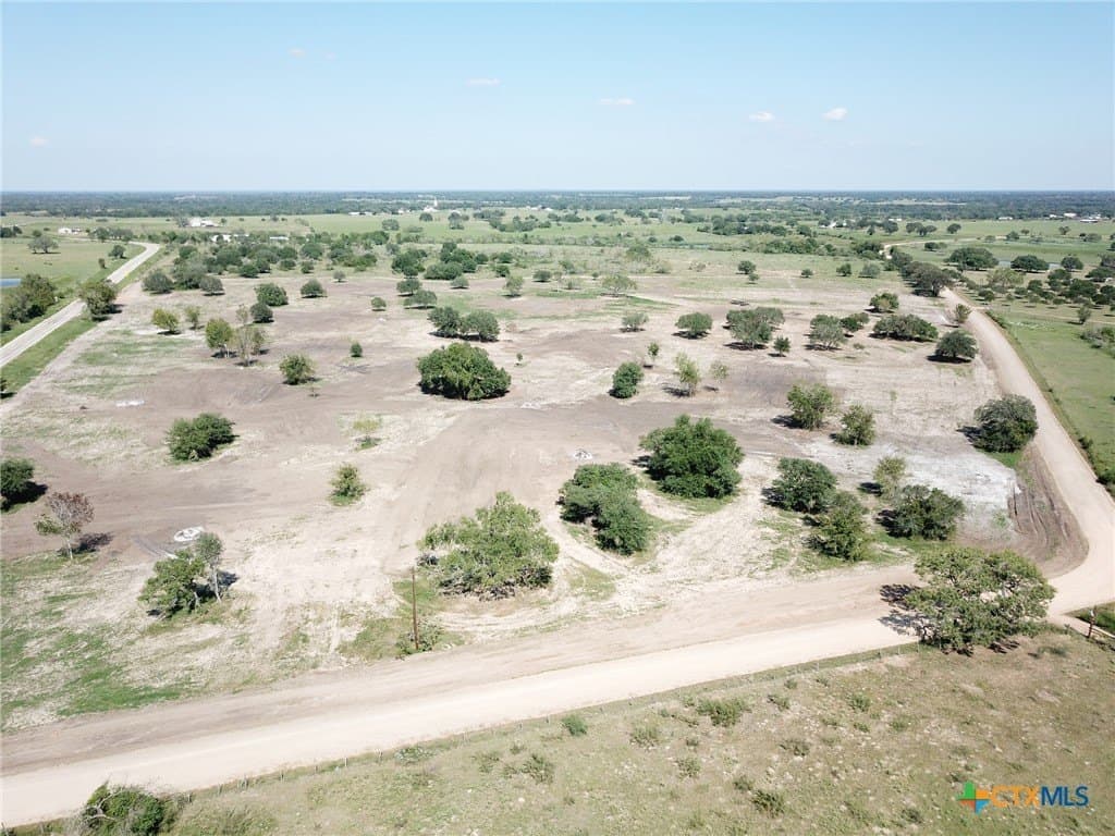 4.14 acres in Lavaca County gallery image 2