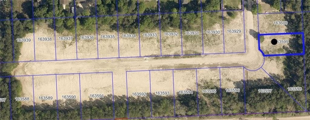 0.39 acres in Montgomery County featured view