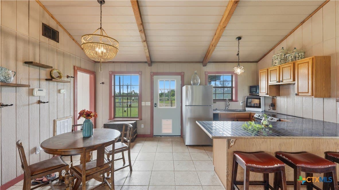 10.2 acres in Llano County gallery image 3