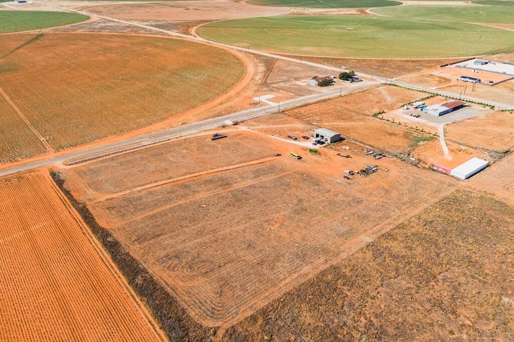10.01 acres in Gaines County - photo 12