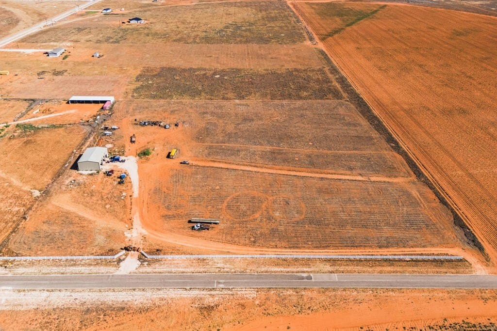 10.01 acres in Gaines County - photo 2