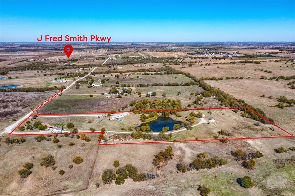10 acres in Collin County gallery image 4