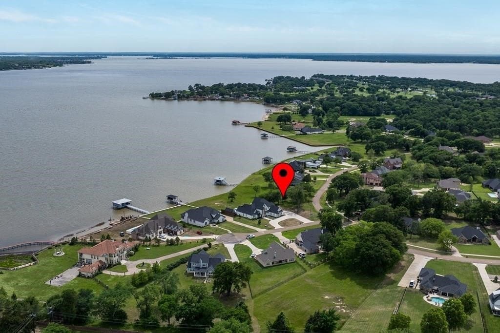 0.72 acres in Kaufman County