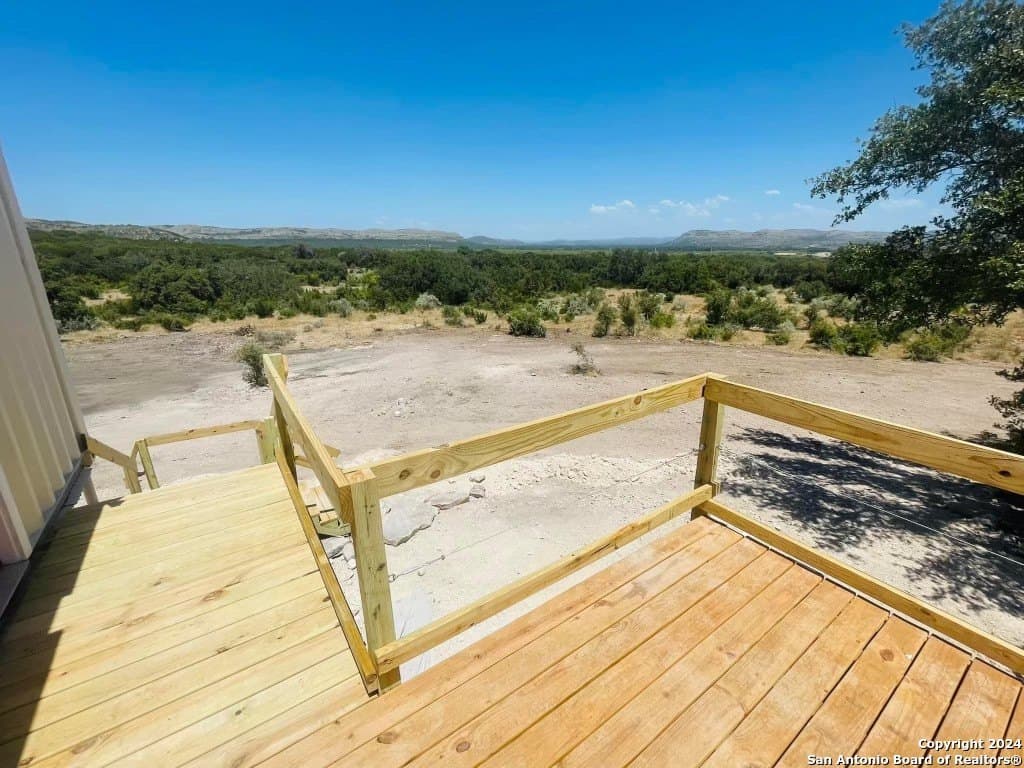 11.52 acres in Uvalde County - photo 17