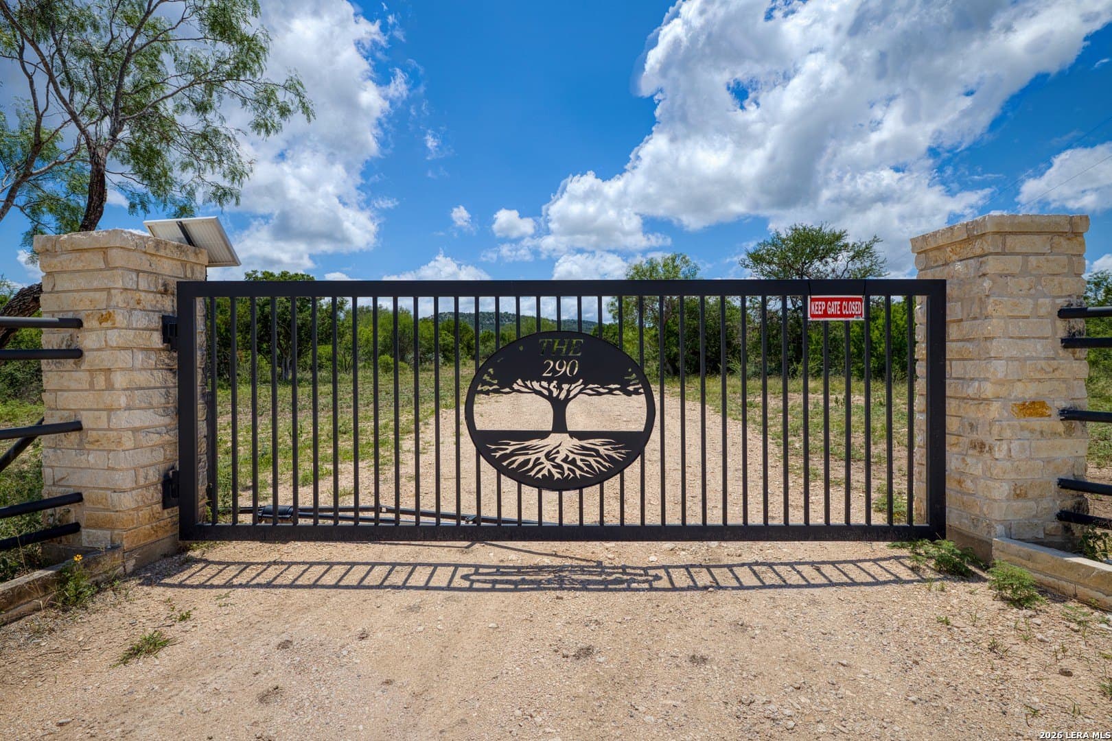 11.52 acres in Uvalde County gallery image 4