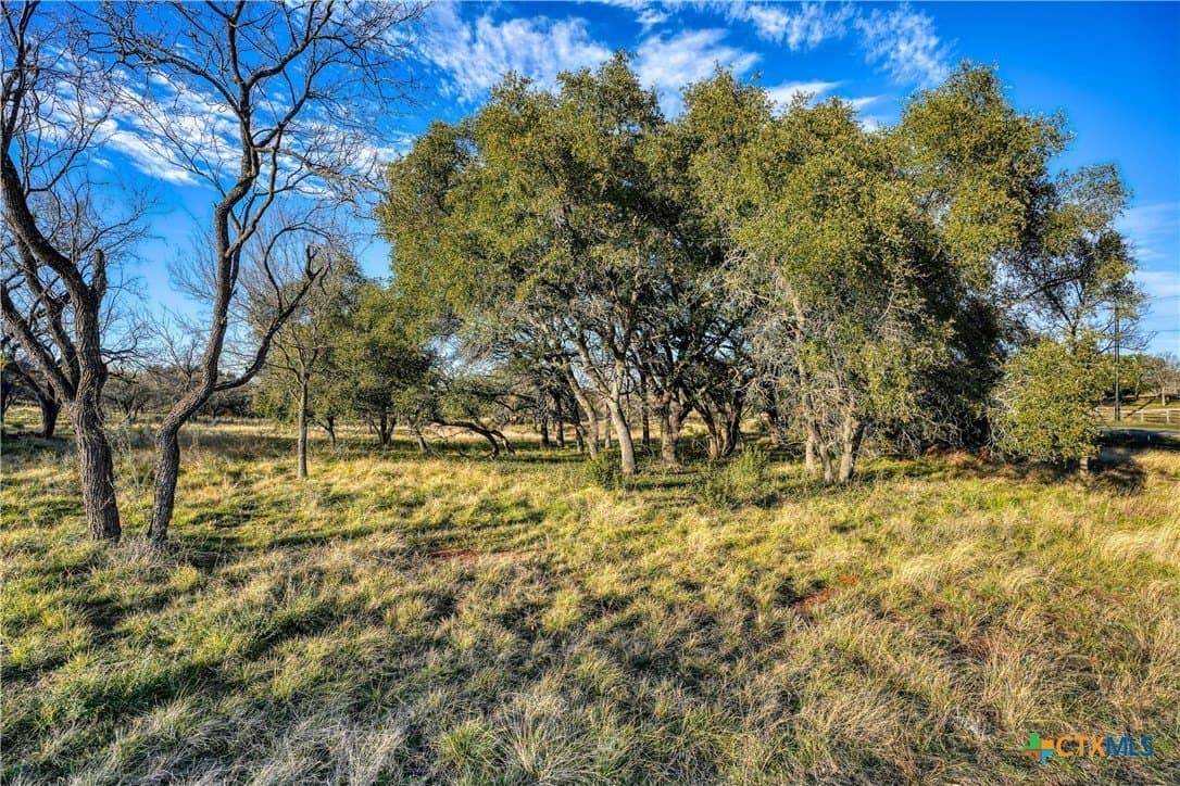 7.59 acres in Llano County gallery image 4