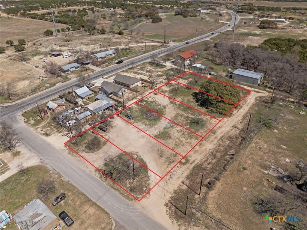 0.79 acres in Lampasas County gallery image 3