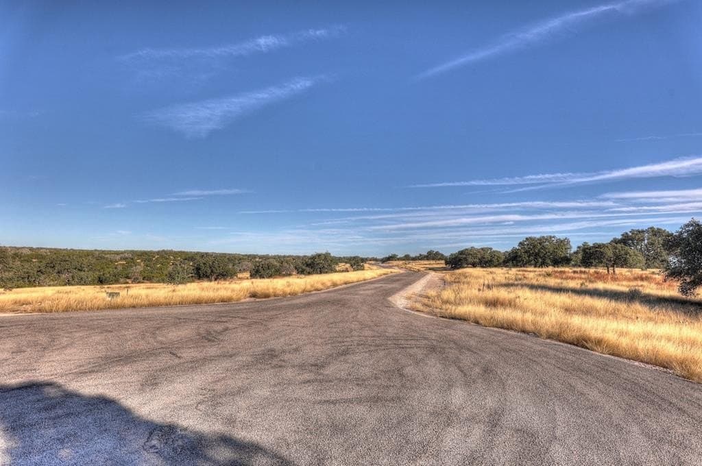 5.01 acres in Gillespie County gallery image 2