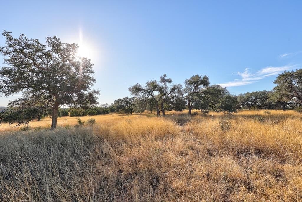 5.01 acres in Gillespie County
