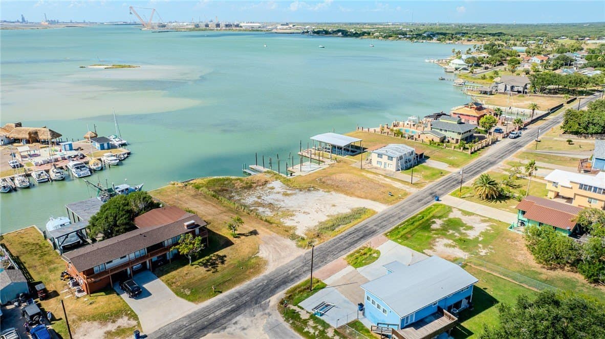 0.3 acres in San Patricio County - photo 9