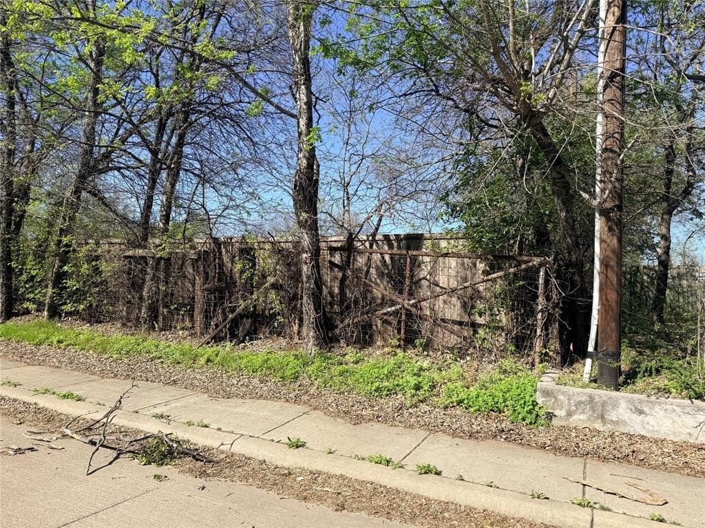 0.24 acres in Tarrant County