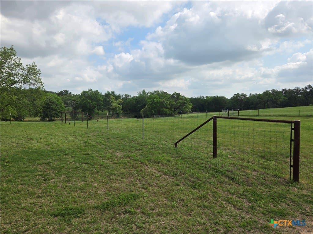 25 acres in Milam County - photo 32