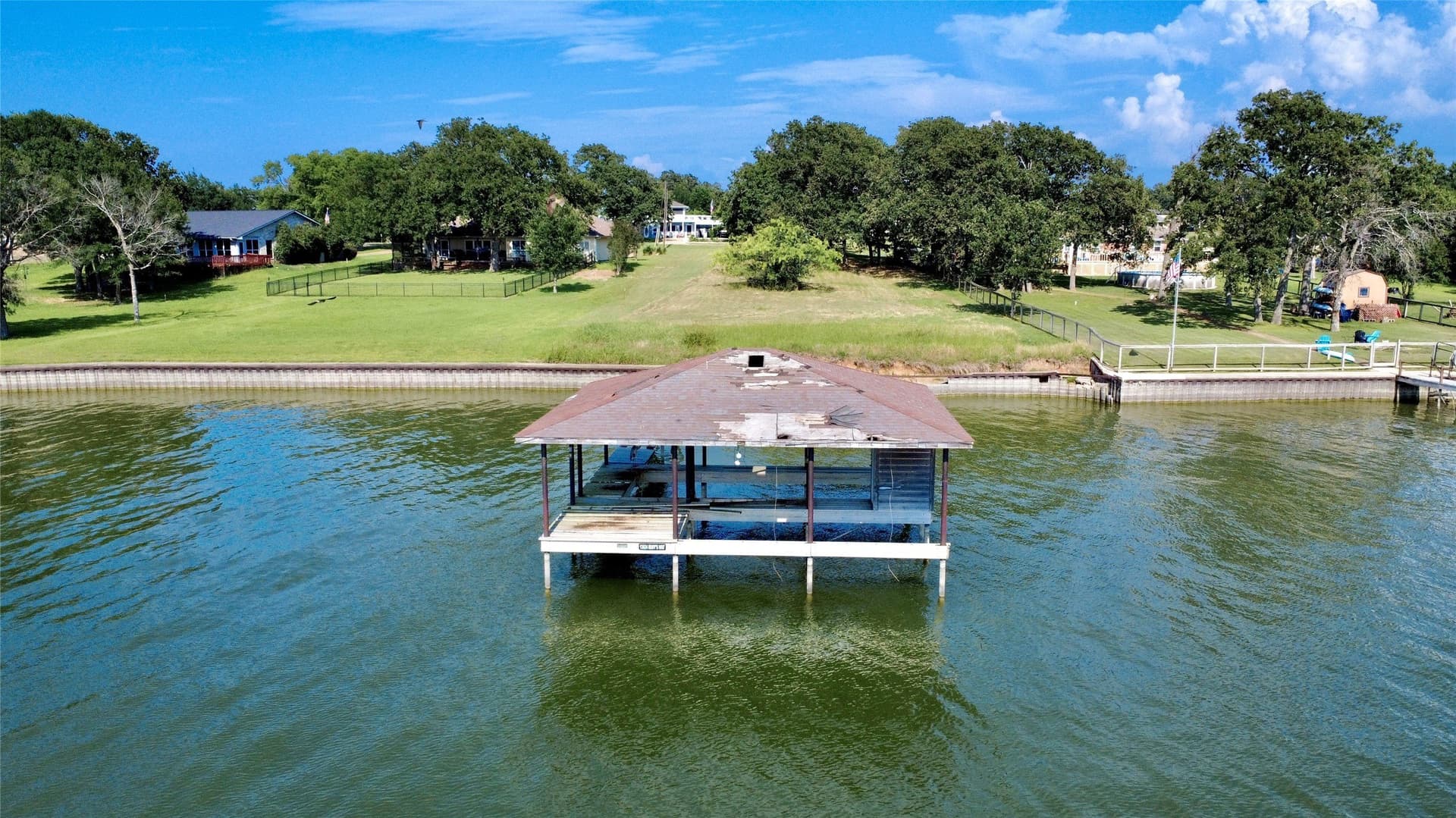 0.5 acres in Navarro County gallery image 3