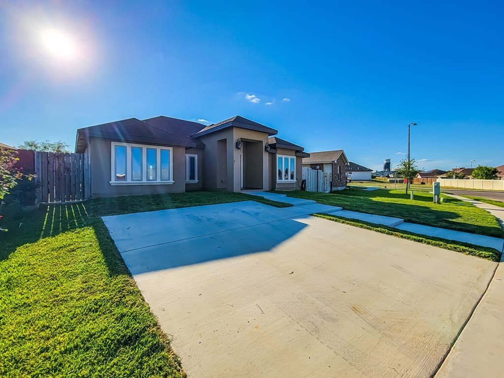 6,667 acres in Maverick County gallery image 4