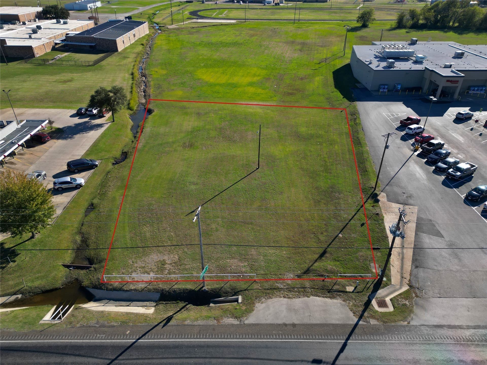 1.12 acres in Van Zandt County gallery image 3