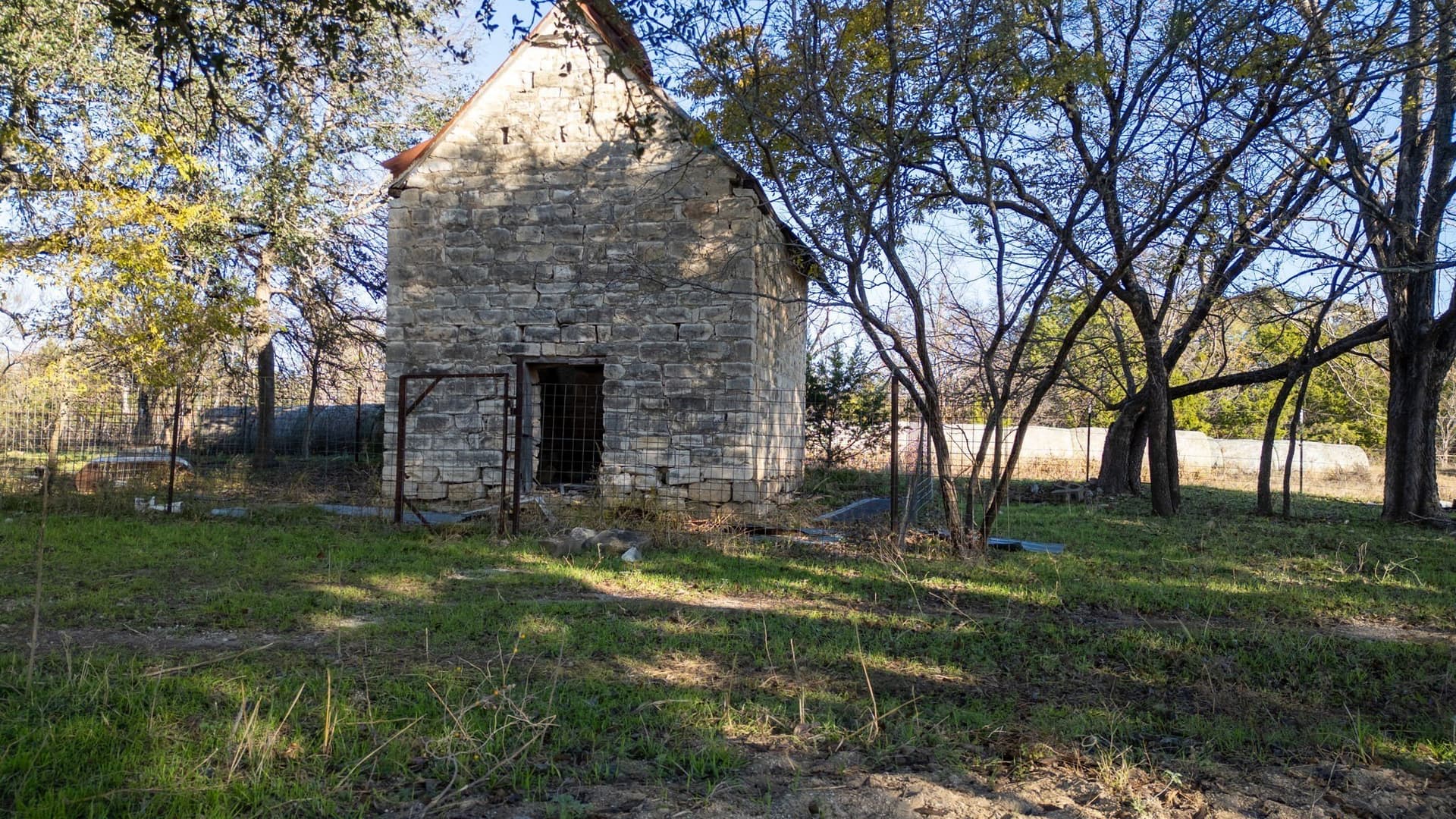 56.62 acres in Lampasas County - photo 3