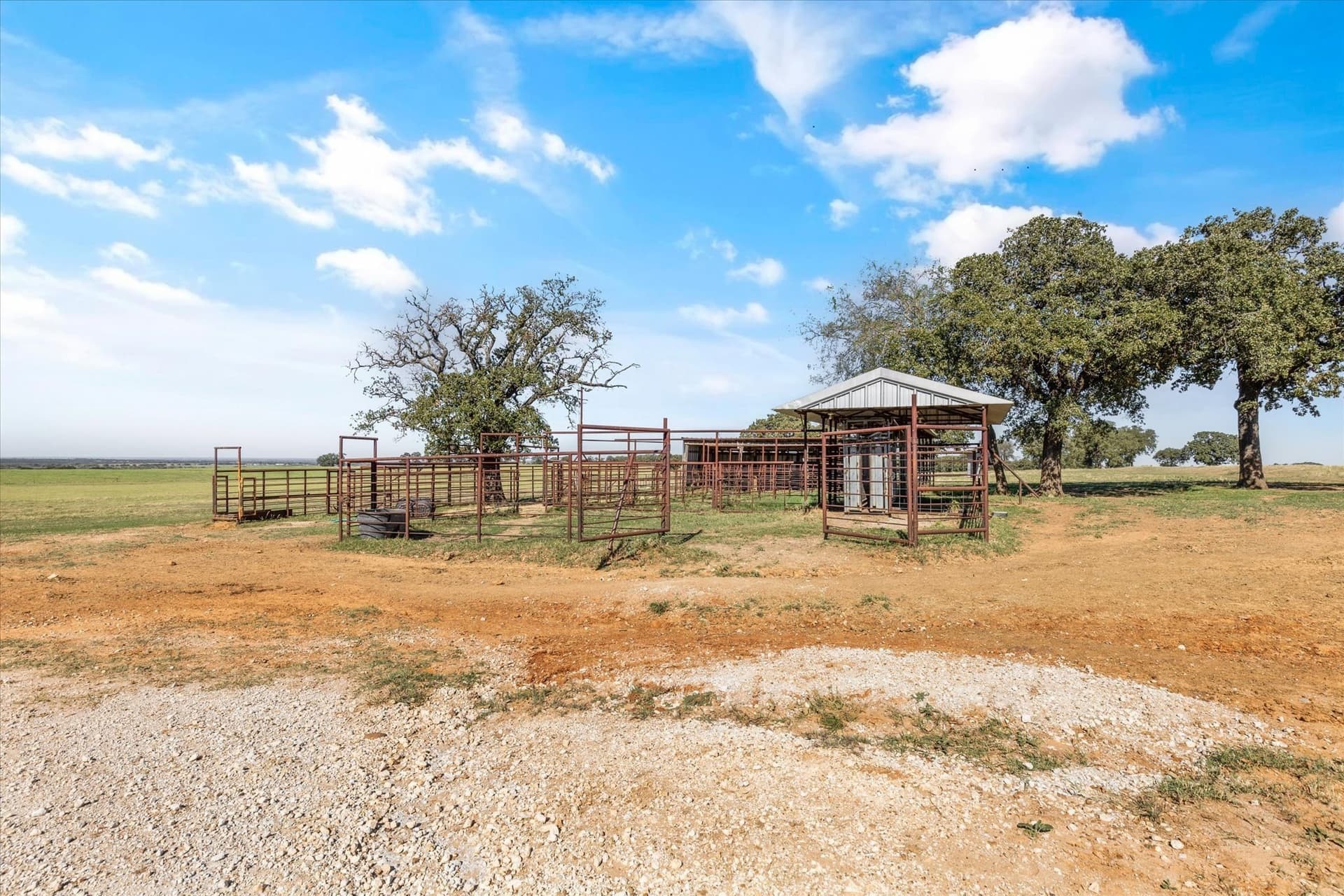 313.15 acres in Hill County - photo 32