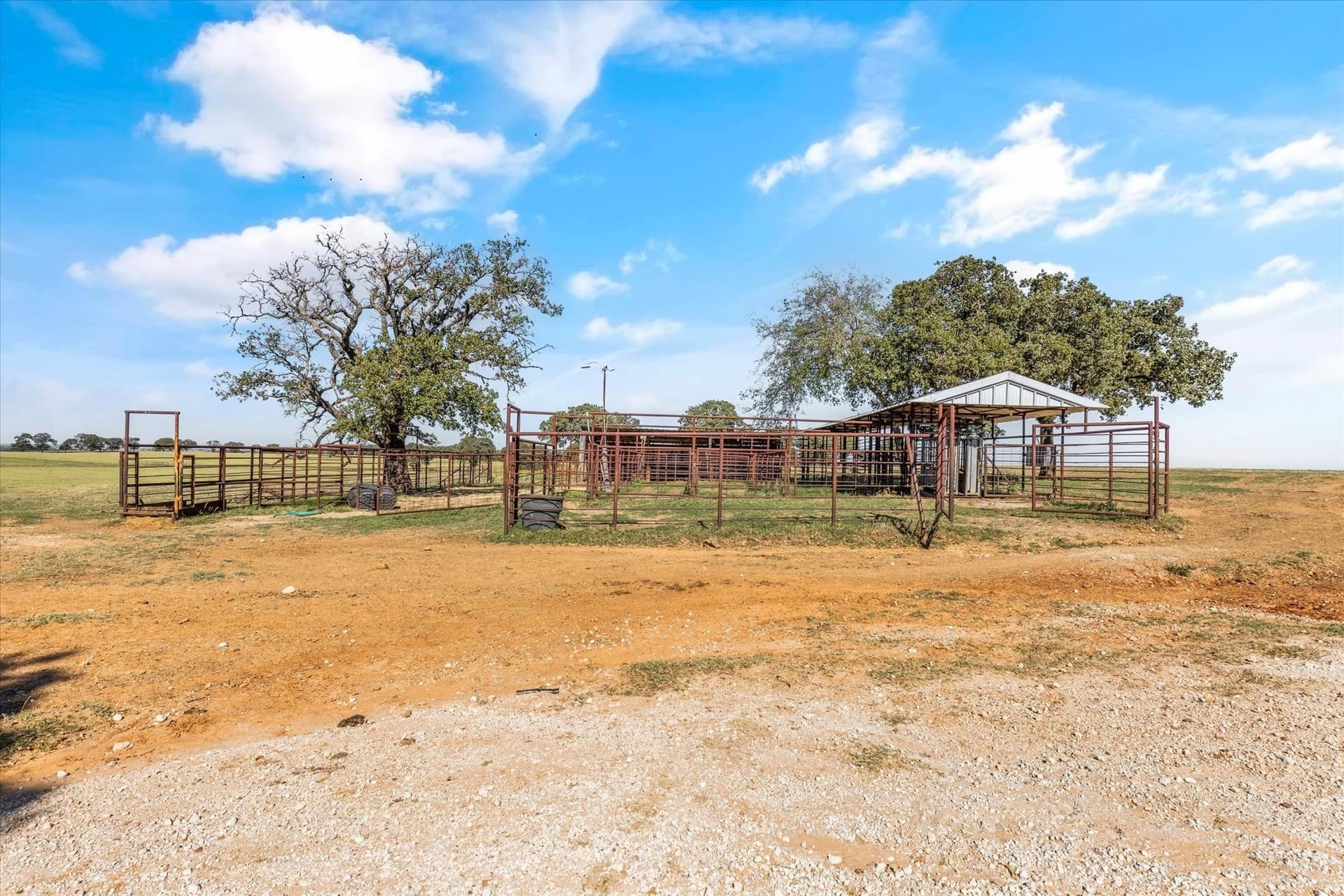 313.15 acres in Hill County - photo 33