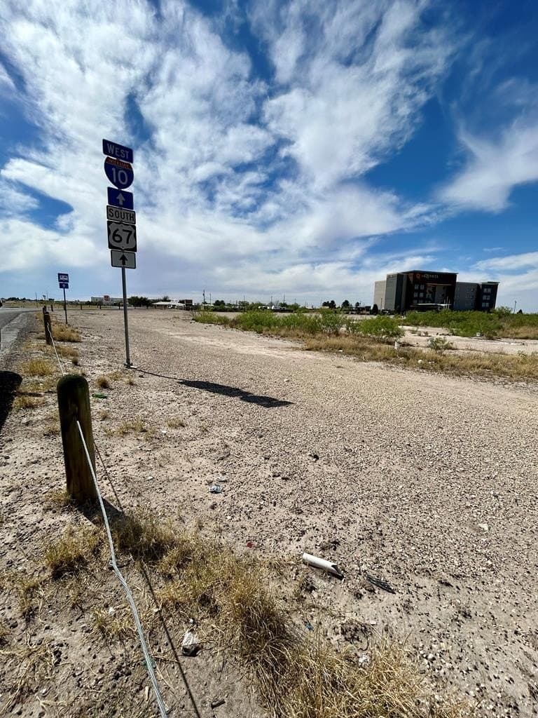 4.9 acres in Pecos County - photo 10