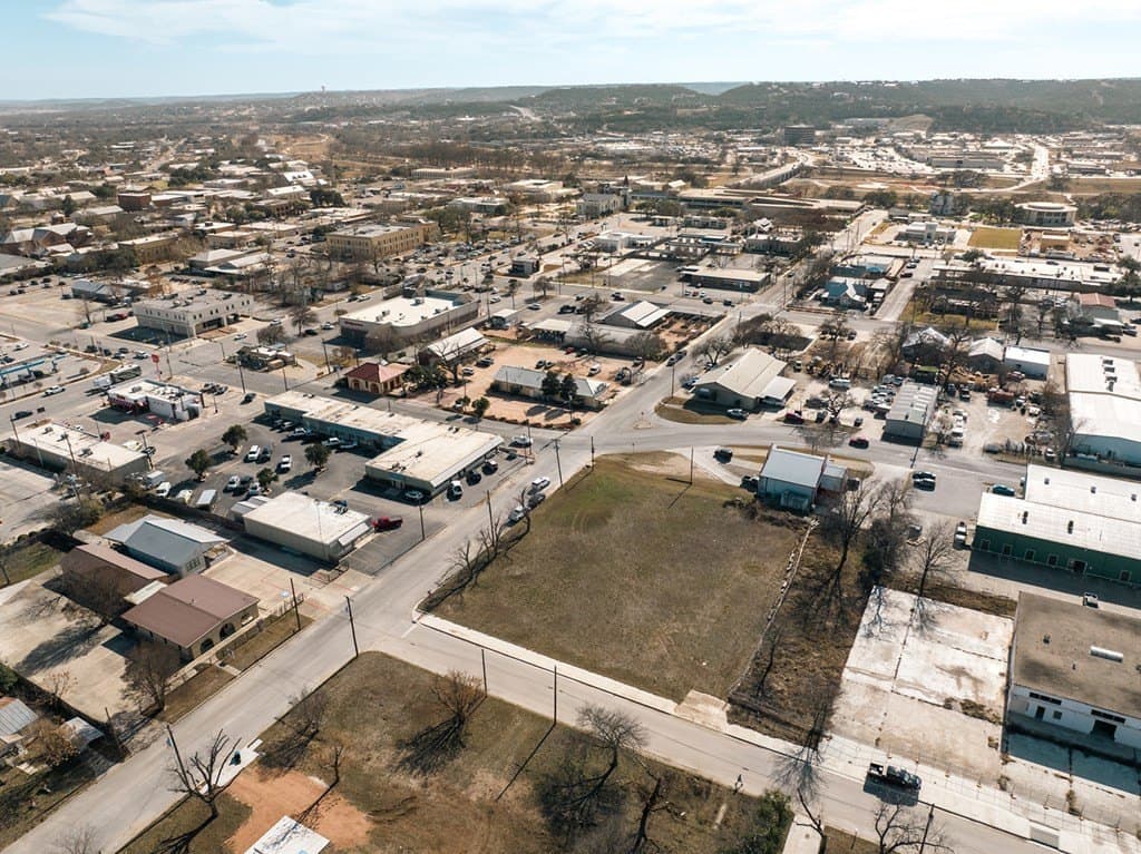 0.75 acres in Kerr County - photo 15