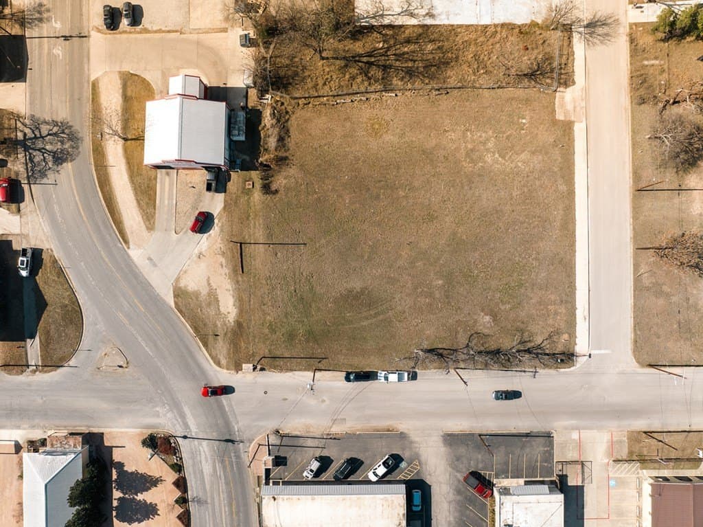 0.75 acres in Kerr County - photo 8